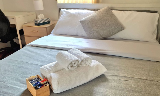 Broadmeadows House | 2 BR Home close to Melb Airport