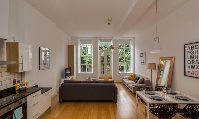 Cathedral Quarter Apartment | 2 Fitzrovia Cathedral Quarter