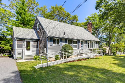 Attleboro House | 2 Mi to New England Sports Village - Quiet Home