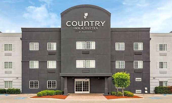 Shreveport Hotel | 2-Star Hotel ∙ Country Inn & Suites by Radisson, Shreveport-Airport, LA