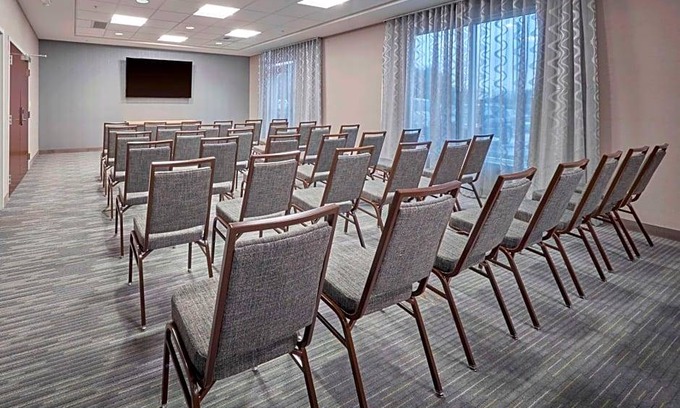 Grand Mound Hotel | 2-Star Hotel ∙ Fairfield Inn & Suites by Marriott Grand Mound Centralia
