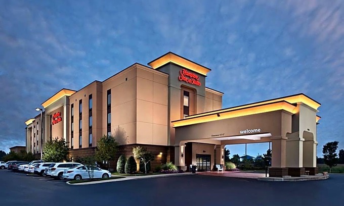 Millington Hotel | 2-Star Hotel ∙ Hampton Inn & Suites Millington