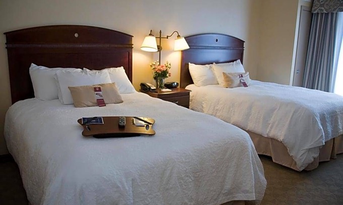 Watertown Hotel | 2-Star Hotel ∙ Hampton Inn Watertown