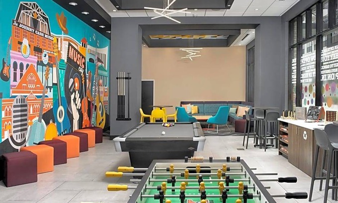 Sobro Hotel | 2-Star Hotel ∙ Tru By Hilton Nashville Downtown Convention Center