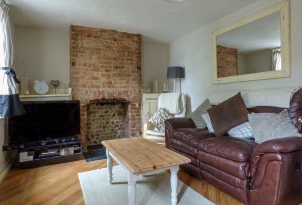 Wymondham House | 2 Station Cottages