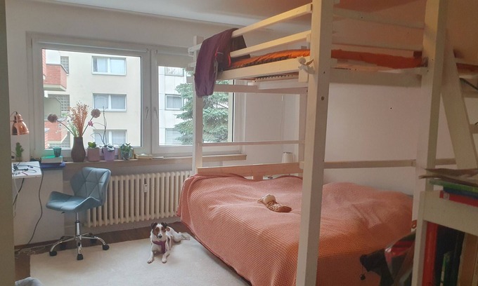Vingst Condo | 2- Zimmer Wohnung Nahe Köln Messe mit Loggia