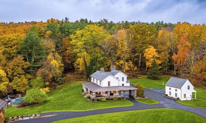 Milford Other | 200-Acre Mountain Retreat w/House, Cottage & Pool