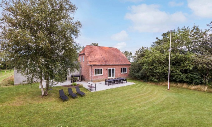 Varde Municipality House | 200 m² House ∙ 5 bedrooms ∙ 12 guests