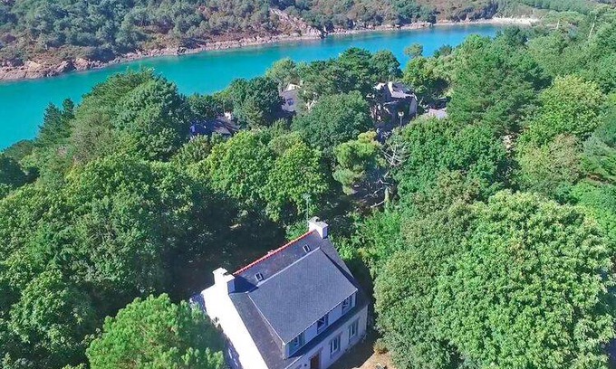 Kerfany-les-Pins House | 200 m² House ∙ 4 bedrooms ∙ 8 guests