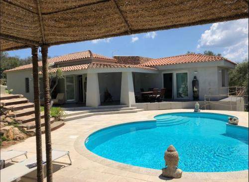 Rudalza Villa | 200 m² Villa ∙ 5 bedrooms ∙ 10 guests