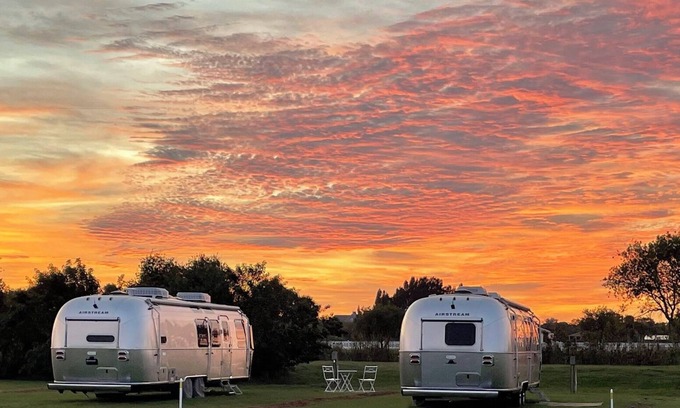 Bath Springs House | 2024 Airstream Flying Cloud 30FB - Fishermans Hideaway Campsite Included