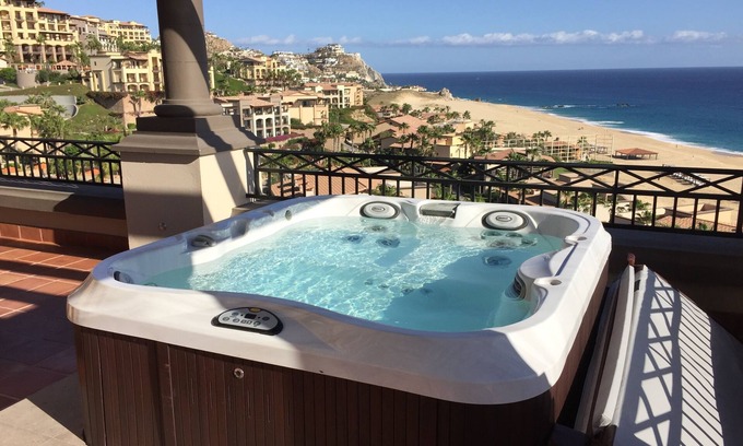 Paraiso Escondido Apartment | 2025 & 2026 dates, Top Floor 330° Ocean View, Huge Private Deck w/Hot Tub