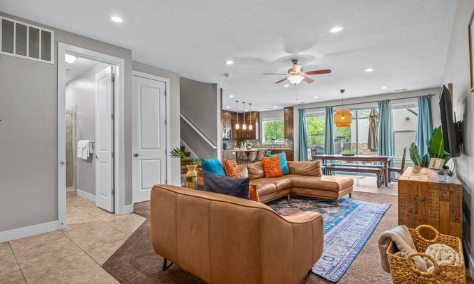 Moab House | 209 m² House ∙ 4 bedrooms ∙ 12 guests