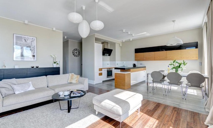 Srodmiescie Apartment | 20th Floor Beautiful Sea Towers
