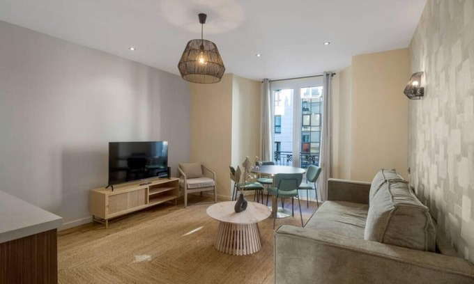 Charonne Apartment | 21.appart 4pers#1 Bedroom #père Lachaise #nation