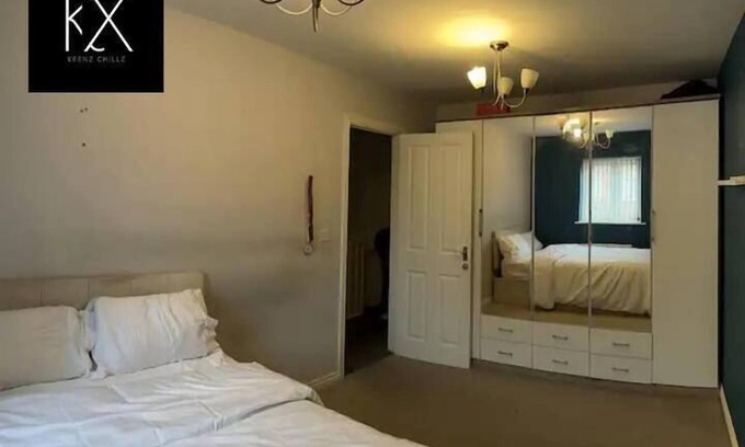 Manchester House | 21%OFF Monthly Stay| Business & Family Sleeps 6!