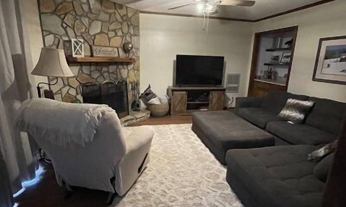 Banner Elk Condo | 2118 The Owl Cove! Level entry - Walk to Sledding Hill
