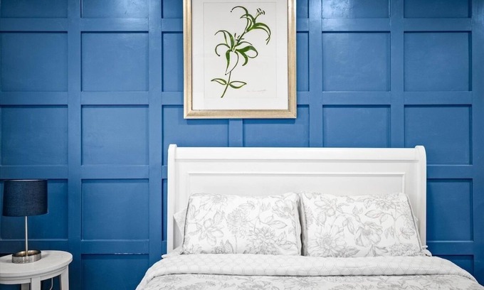 Roosevelt Condo | 22 Chelsea Place On The Park, In Heart Of Downtown