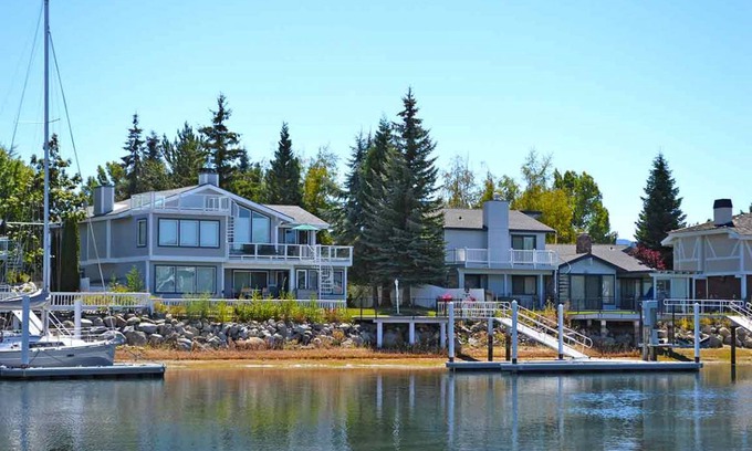 Tahoe Keys House | 2203 White Sands Drive