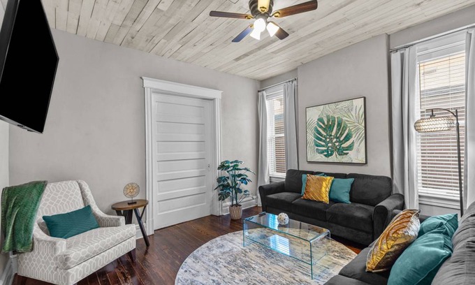 Shaw House | 223 m² House ∙ 5 bedrooms ∙ 12 guests