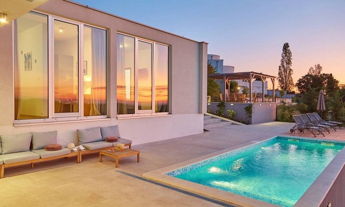 Momjan Villa | 224 m² Villa ∙ 4 bedrooms ∙ 8 guests