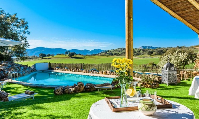 Villanueva del Rosario House | 225 m² House ∙ 5 bedrooms ∙ 12 guests
