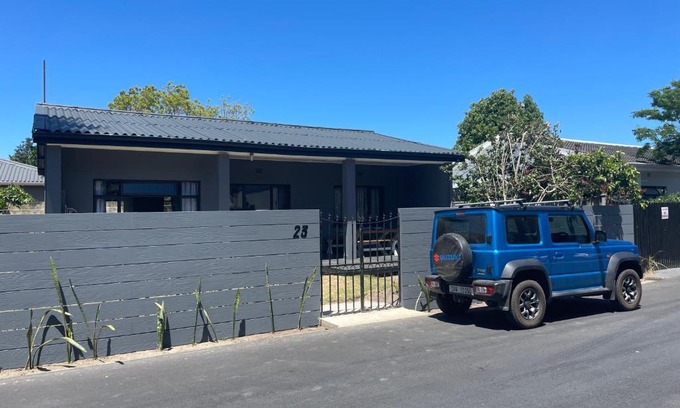 Knysna Central House | 23 Green Street