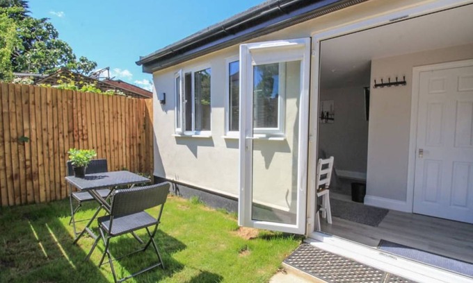 Crofton Park Apartment | 24 m² Studio flat ∙ 1 bedroom ∙ 2 guests