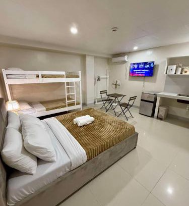 Catbalogan City House | 24-Seven Guesthouse - Room 204