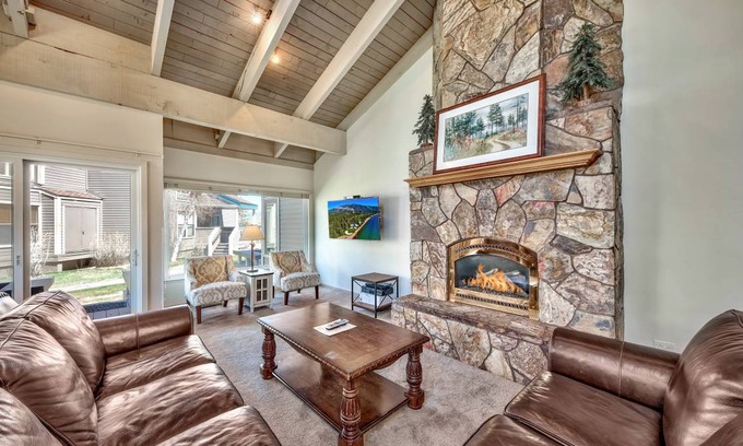 South Lake Tahoe House | 241 m² House ∙ 5 bedrooms ∙ 12 guests