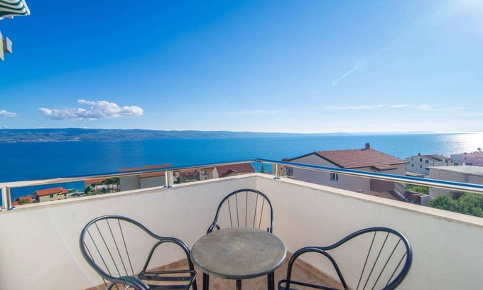 Dugi Rat Apartment | 25 m² Studio flat ∙ 1 bedroom ∙ 4 guests