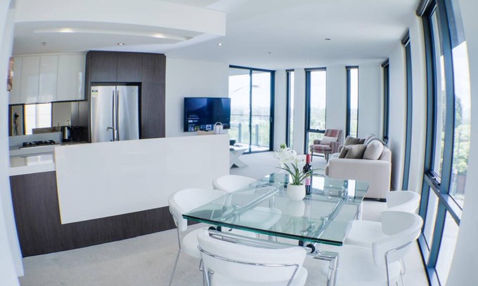 Hawthorn East Apartment | 250 m² Apartment ∙ 2 bedrooms ∙ 6 guests