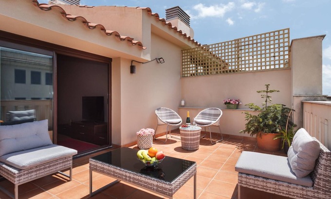 Mataro Apartment | 25km Barcelona · Duplex with 2 terraces and close to the beach