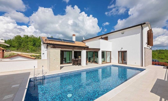 Gracisce Villa | 280 m² Villa ∙ 3 bedrooms ∙ 8 guests