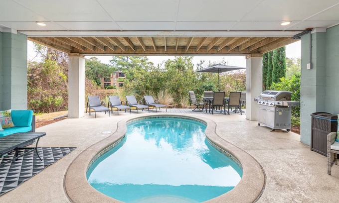 Folly Field House | 297 m² House ∙ 6 bedrooms ∙ 22 guests