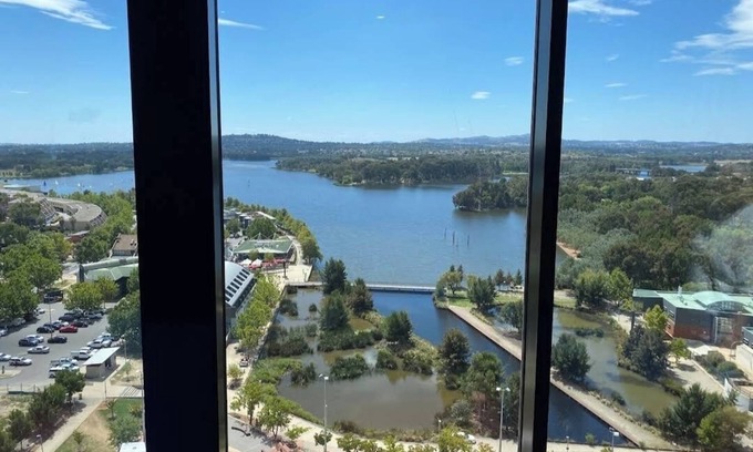 Bruce Apartment | 2B2B1C Apartment with Stunning Lake Views