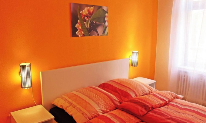 Cochem Apartment | 2Bed Old Town Apt Sleeps 6 - Rooftop Terrace, Wifi