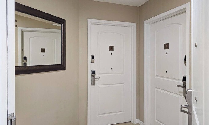 Florida Center Condo | 2BR/2BA Grand Duo Suite – Sleeps 8, Near Universal & I-Drive