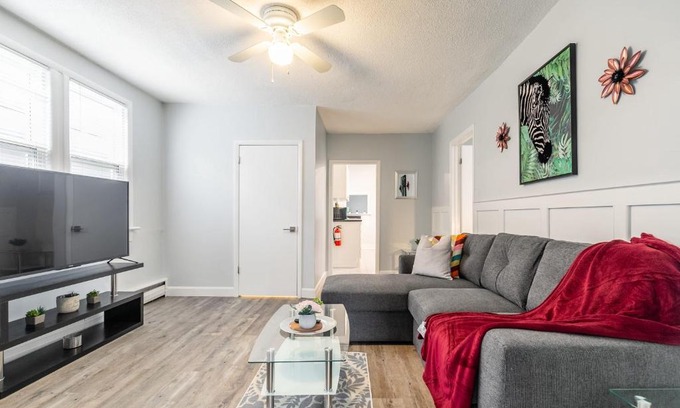 Kirkendall North Apartment | 2BR Apartment close to Trails Parks & Waterfalls