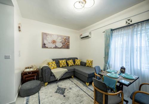 Mombasa Apartment | 2BR Apartment in Mombasa - Pool & Near Beach