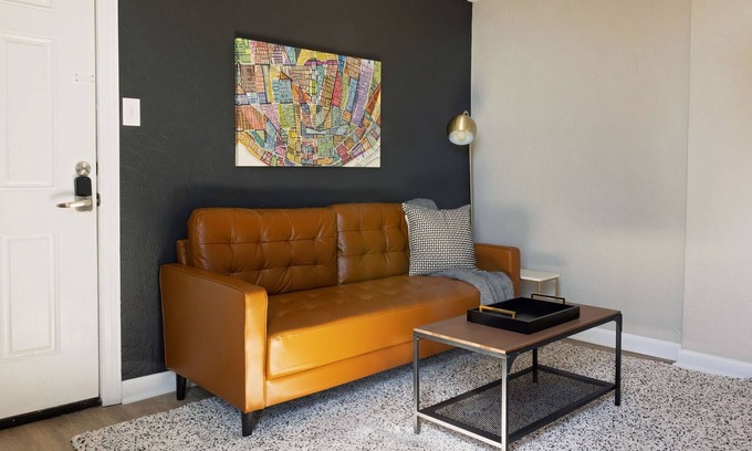 Benton Park Apartment | ★2BR Apt ★ Perfect For Mid Term Stays ★ Near Major Hospitals 🏥