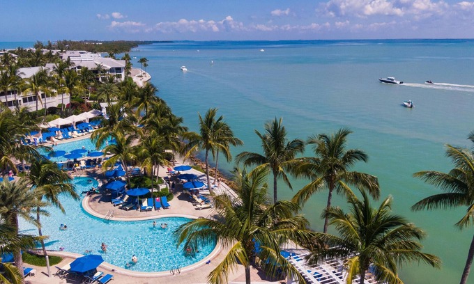 Captiva Resort | 2BR Beach Retreat - Watch Radiant Sunsets over the Gulf -100 Yards From Beach!