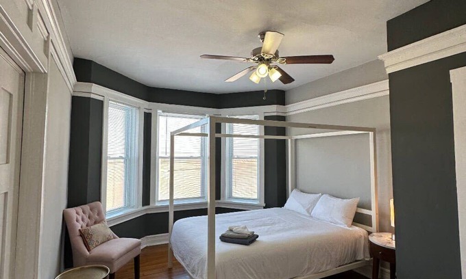 Central West End Apartment | 2Br Comfy BJ Hospital STL Zoo