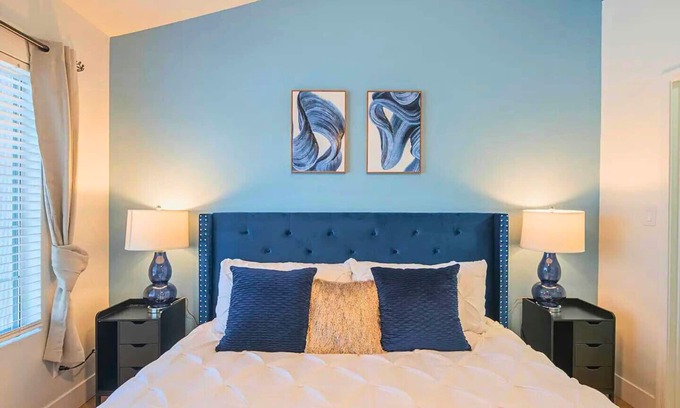 Desert View Village Condo | 2BR⁜North Scottsdale Near Golf & Spa⁜Pool and Gym