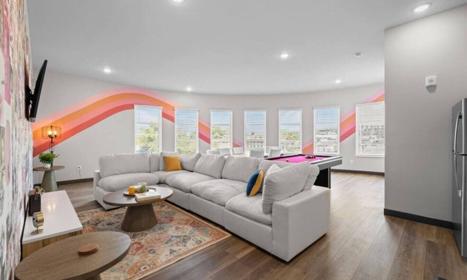 South Nashville Apartment | 2BR Penthouse in Nashville`s Heart - Free Parking