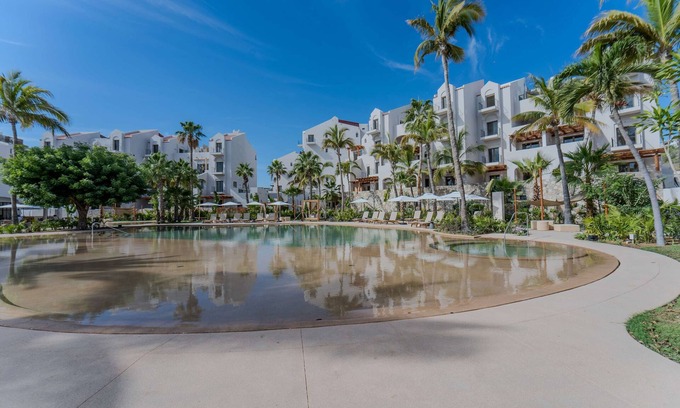 Campo de Golf Fonatur Apartment | 2BR Pool & Private Terrace in Casa Nima