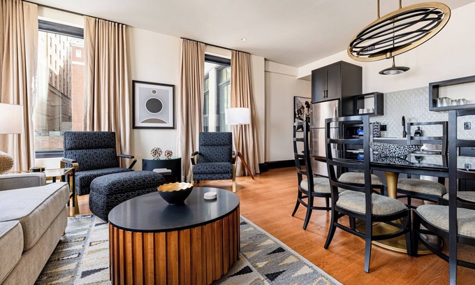 Treme Hotel | 2BR Prime Unit 2 Blocks to Bourbon St | The Mayfair