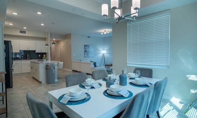 Kissimmee Villa | 2BR Storey Lake Condo + Free Pet Fee | Near Disney