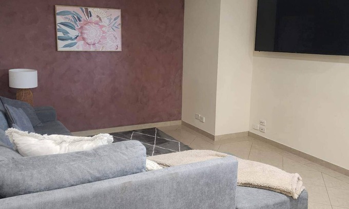 Shepparton House | 2BR unit close to shepparton CBD