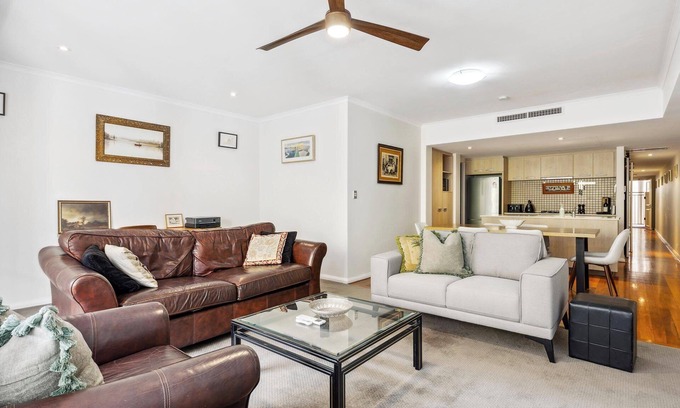 Fremantle Apartment | 2BR Urban Retreat in Fremantle's Heart